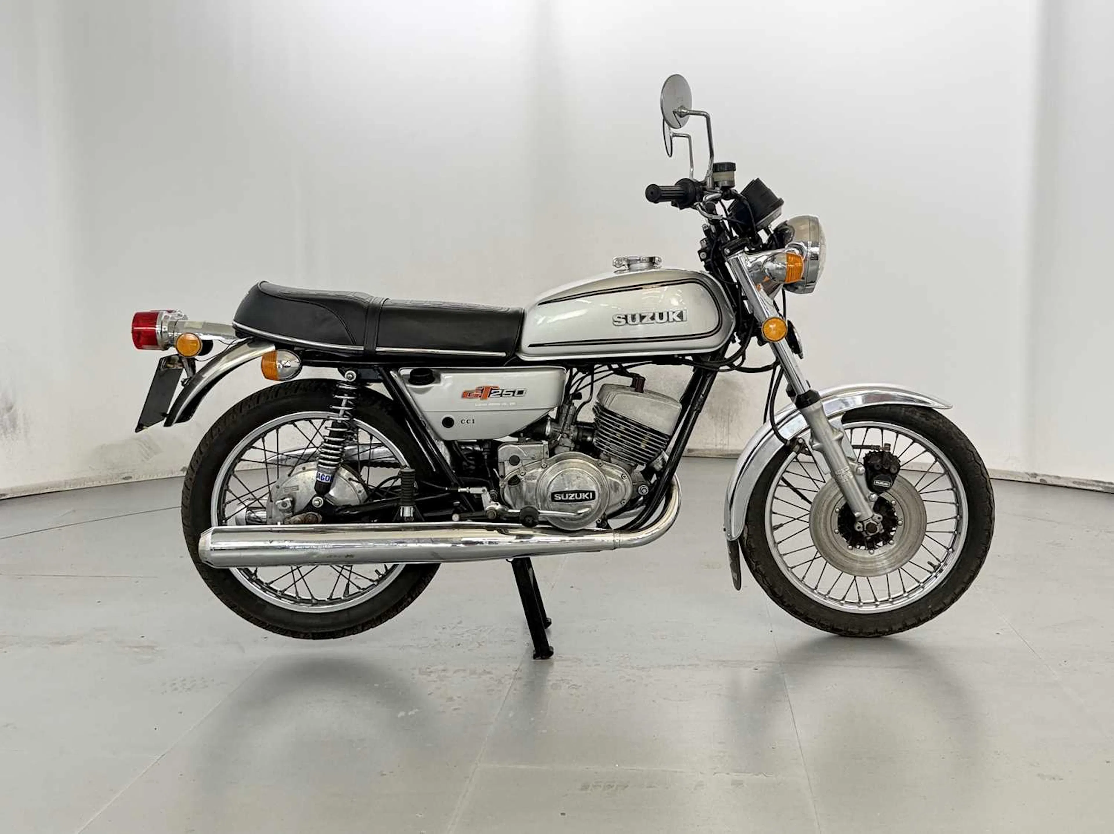 1977 Suzuki GT250 VIN GT25098246 | Hagerty Valuation Tools®